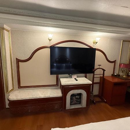 Happiness Hotel Тайбэй Экстерьер фото