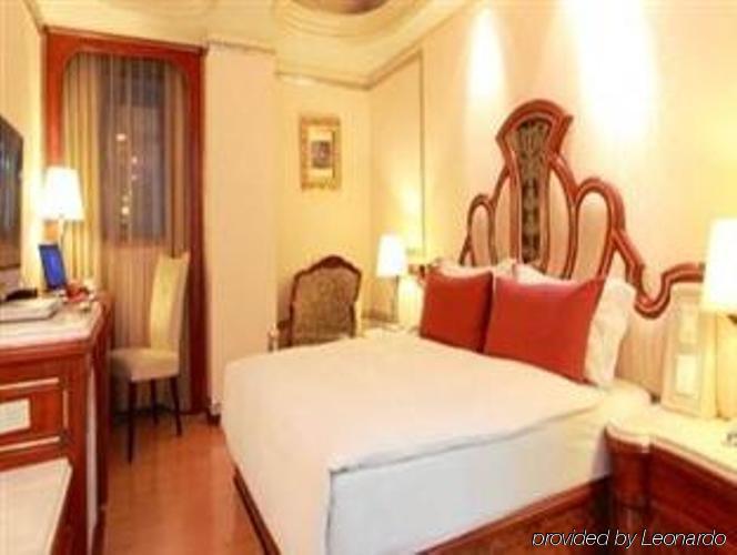 Happiness Hotel Тайбэй Экстерьер фото