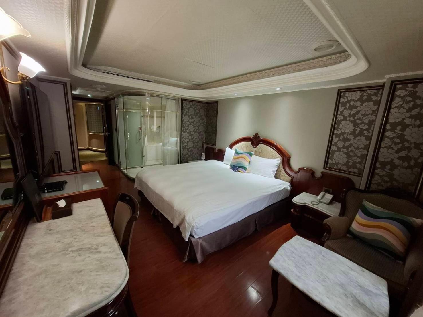 Happiness Hotel Тайбэй Экстерьер фото