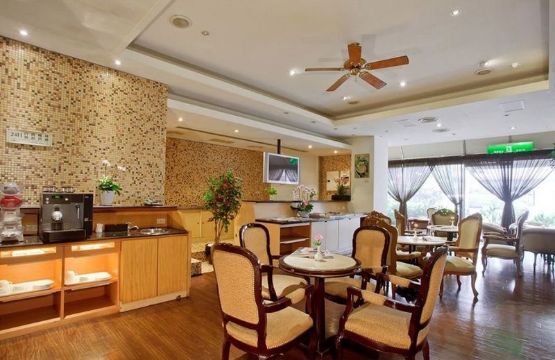 Happiness Hotel Тайбэй Экстерьер фото
