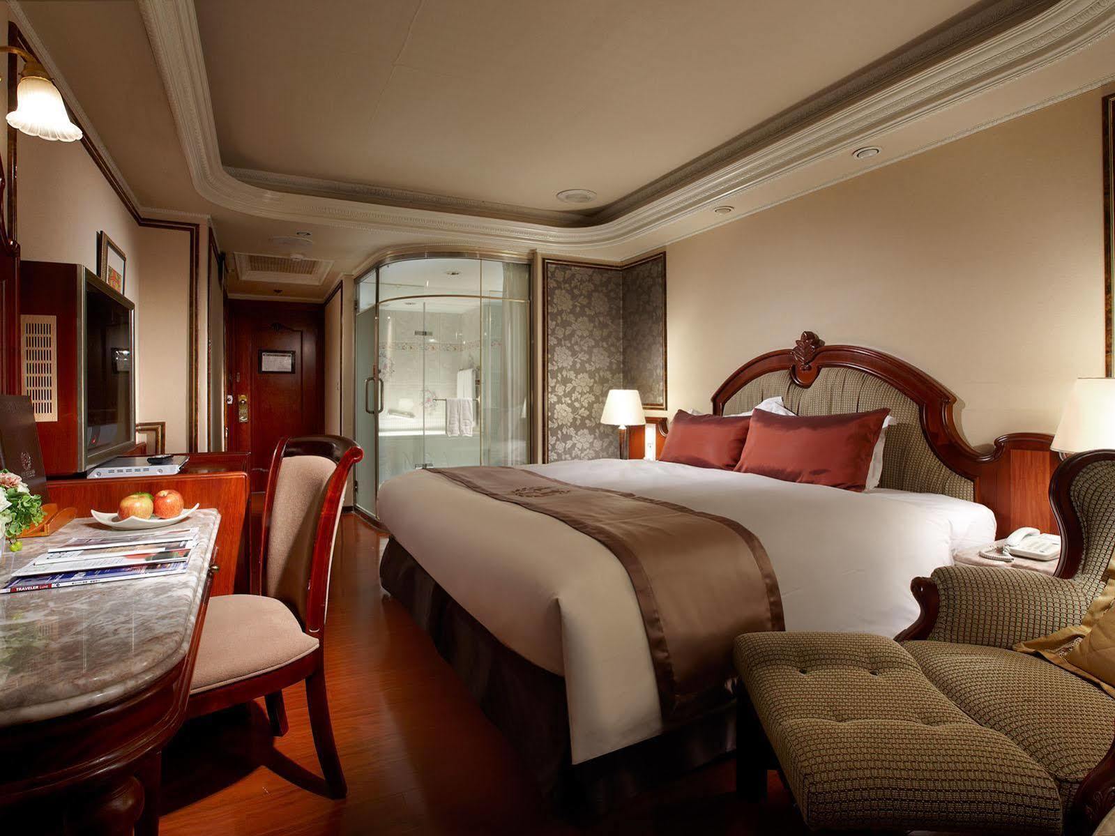 Happiness Hotel Тайбэй Экстерьер фото